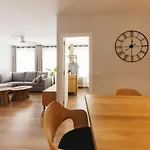 Bravissimo Figuerola, Spacious 3-bedroom * Жирона
