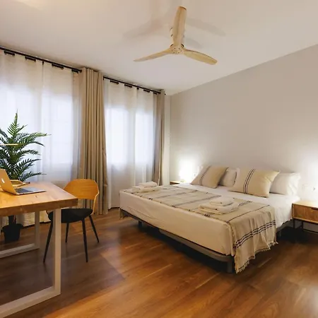 Bravissimo Figuerola, Spacious 3-bedroom Lägenhet Girona