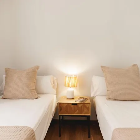 Bravissimo Figuerola, Spacious 3-bedroom *