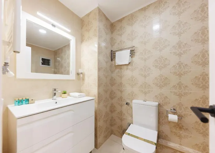 Bravissimo Figuerola, Spacious 3-bedroom *