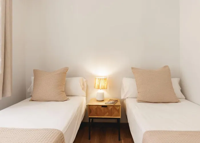 Bravissimo Figuerola, Spacious 3-bedroom *