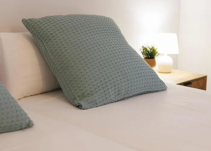 Apartmán Bravissimo Figuerola, Spacious 3-bedroom Girona