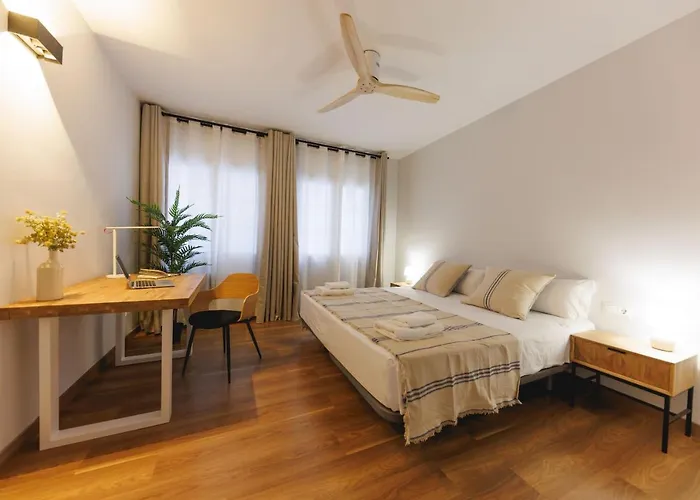 Bravissimo Figuerola, Spacious 3-bedroom