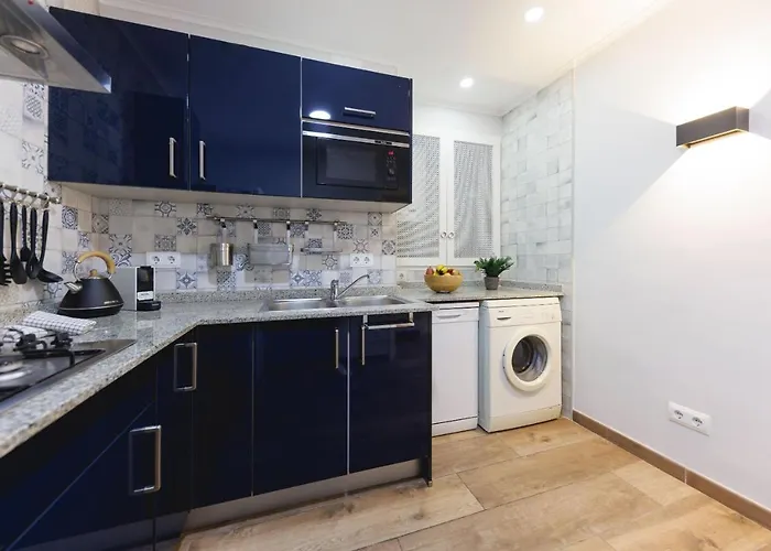 Appartamento Bravissimo Figuerola, Spacious 3-bedroom *