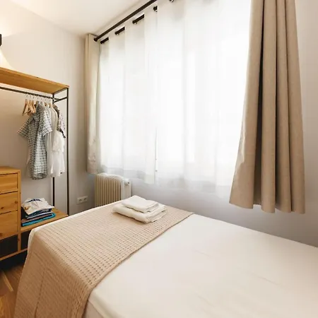 Bravissimo Figuerola, Spacious 3-bedroom Apartmán *