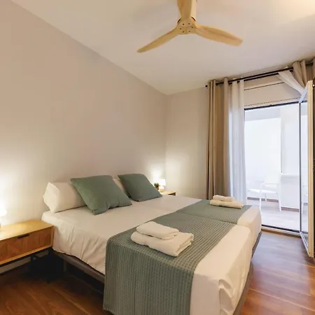 Apartmán Bravissimo Figuerola, Spacious 3-bedroom *